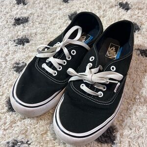 Vans Black and White Canvas Shoes | Mens Size 10